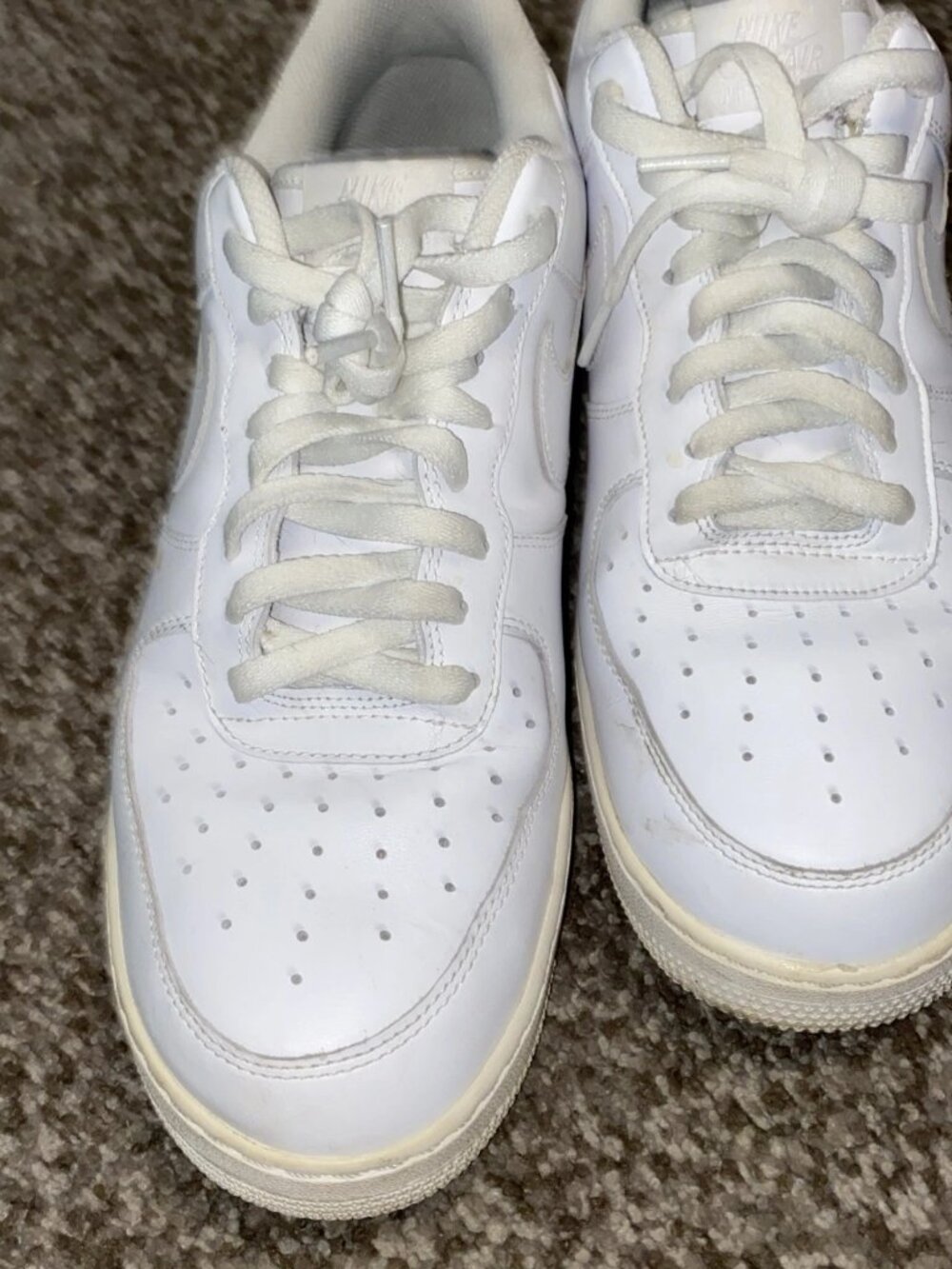 Nike Air Force Triple White CW2288-111 Size 13 - Excellent Used Condition - Picture 3 of 8